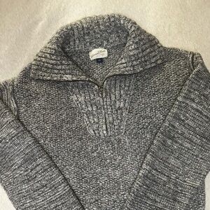 Universal Threads Half Zip Sweater